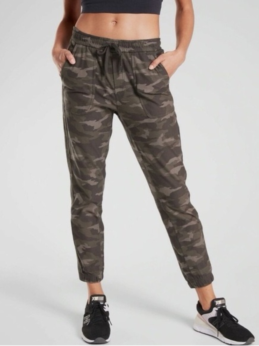 Athleta | Olive Green Camo Drawstring Farallon Jogger Pants